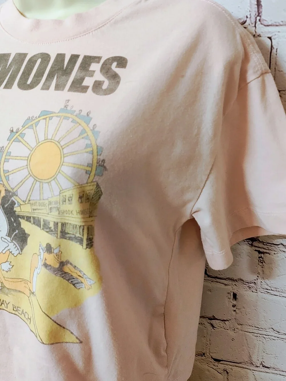 Ramones Teen Size 12 Gap Rockaway Pink Tee Shirt